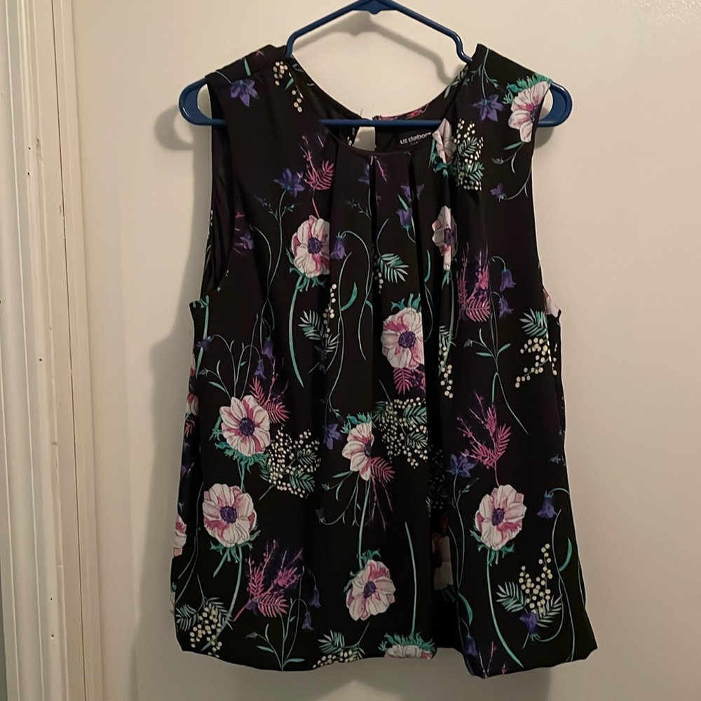 EUC Liz Claiborne Sleeveless Top. Size XL